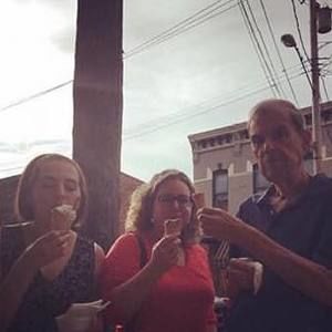 Meet your Posher, Emma